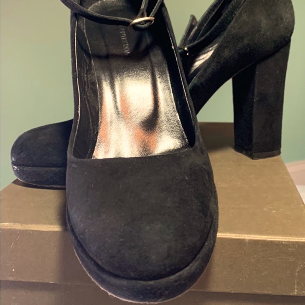 EUC Country Road Nadia Ankle Strap Chunky Heels in Swede black leather 6.5M